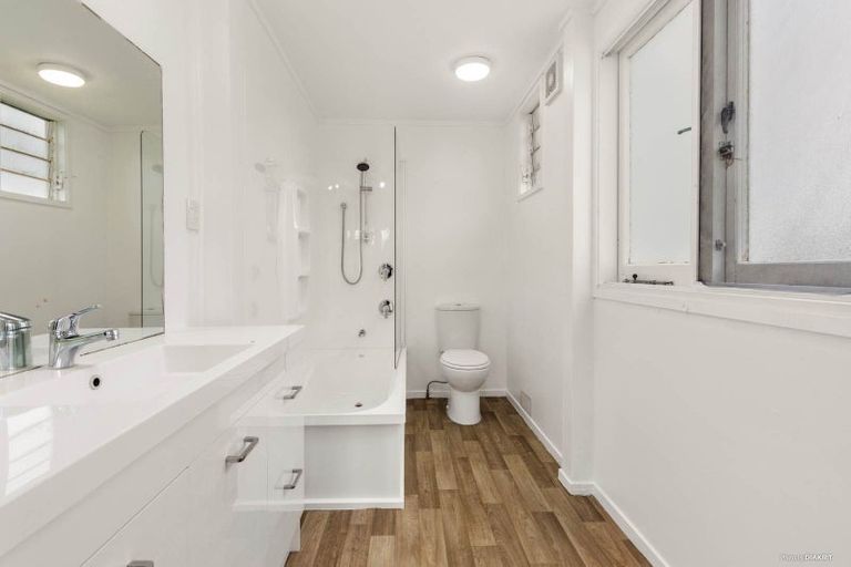 Photo of property in 8 Colbeck Road, Awhitu, 2684