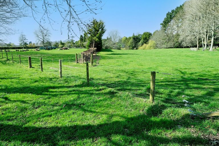 Photo of property in 64 Peacockes Lane, Peacocke, Hamilton, 3282