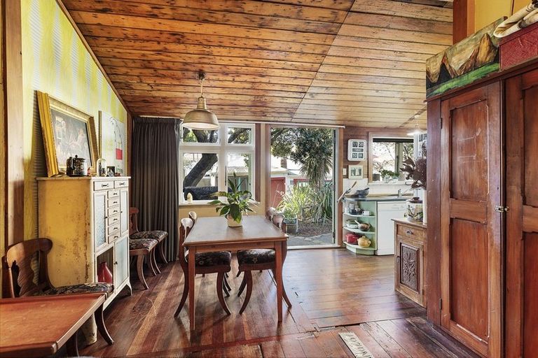 Photo of property in 25 Wright Street, Mount Cook, Wellington, 6021