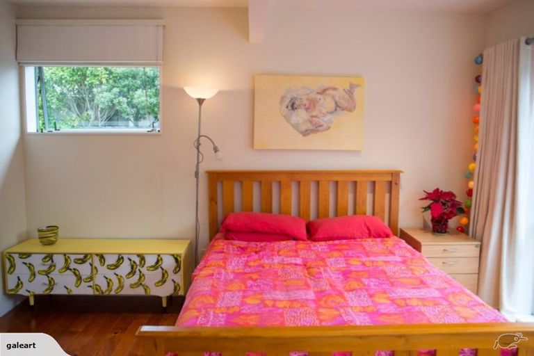 Photo of property in 19f3 Burnham Street, Seatoun, Wellington, 6022