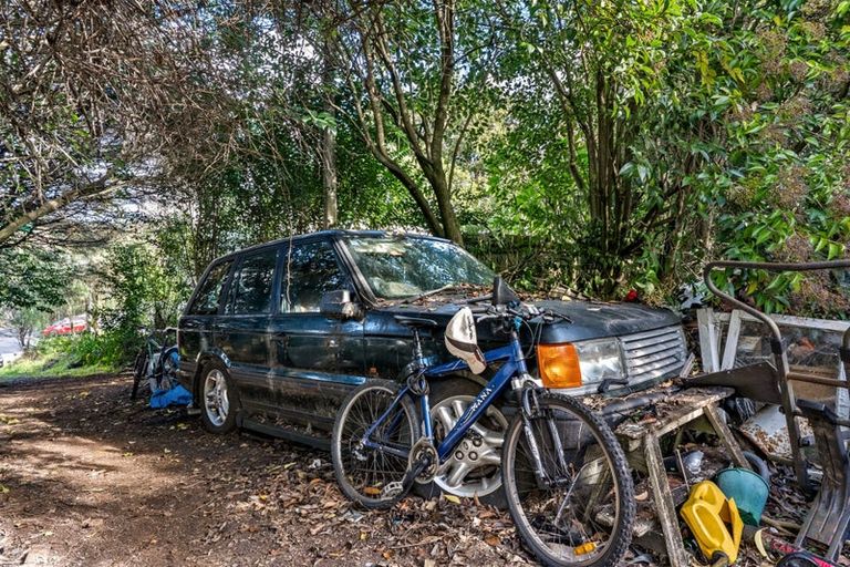 Photo of property in 37 Wairau Road, Forrest Hill, Auckland, 0627