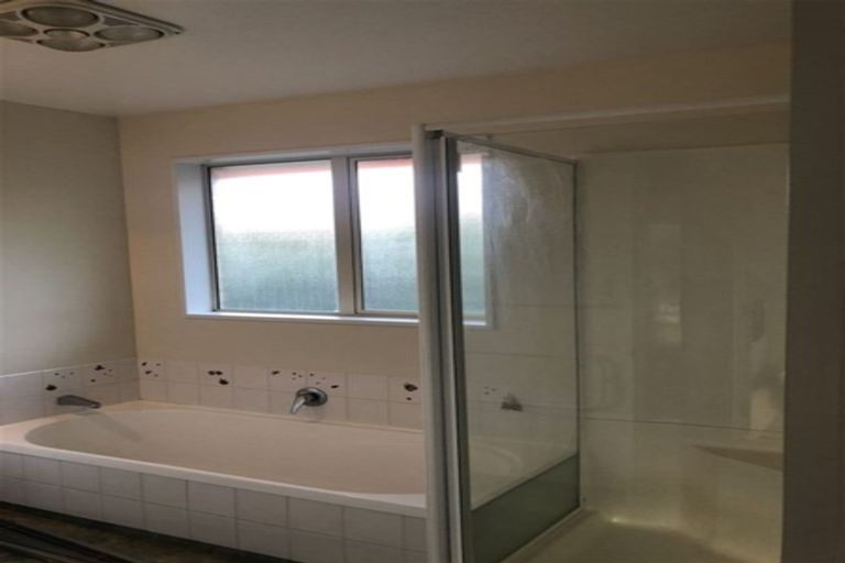 Photo of property in 22 Belfast Road, Belfast, Christchurch, 8051