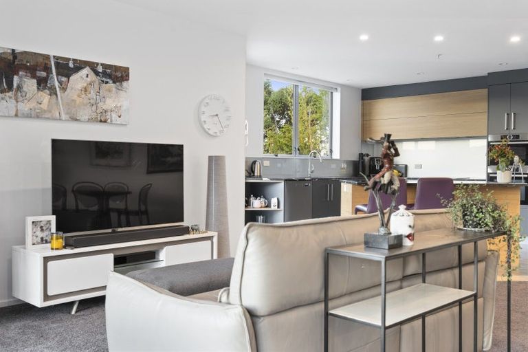 Photo of property in 4a/22 Telford Terrace, Oriental Bay, Wellington, 6011