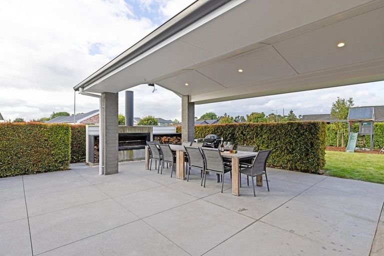 Photo of property in 26 Mike Smith Drive, Cambridge, 3434