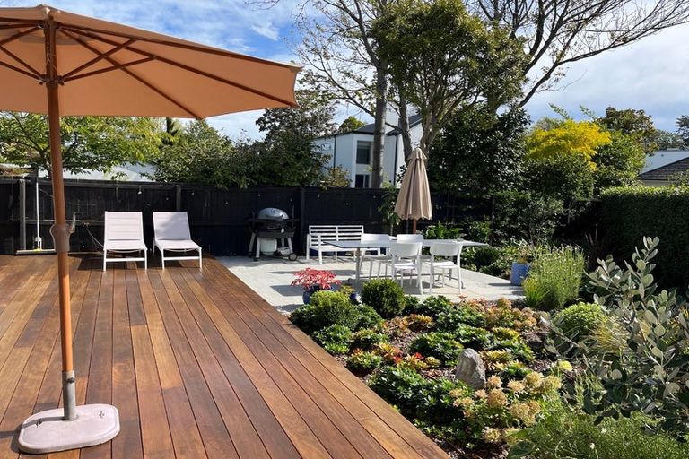 Photo of property in 1 Bradnor Road, Fendalton, Christchurch, 8052