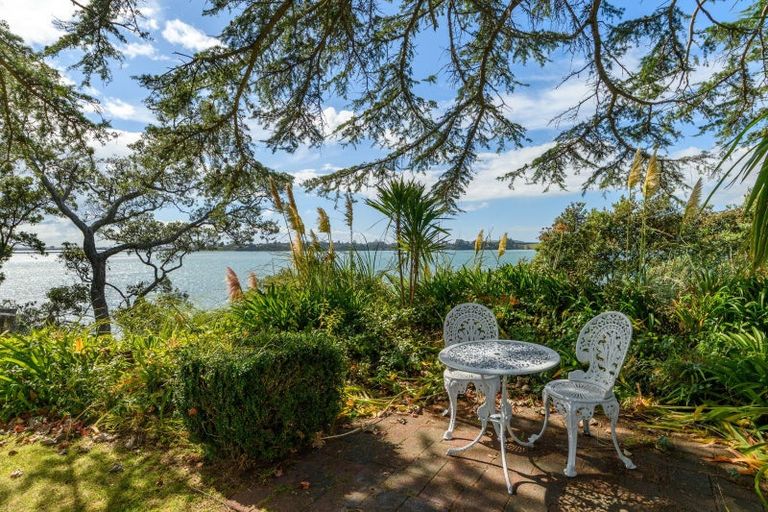 Photo of property in 1 Eleventh Avenue, Tauranga, 3110
