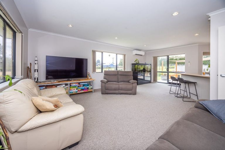 Photo of property in 17 Haultain Street, Kihikihi, Te Awamutu, 3800