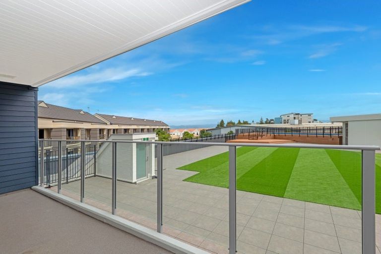 Photo of property in Marina View Apartments, 201/4 Reads Quay, Gisborne, 4010
