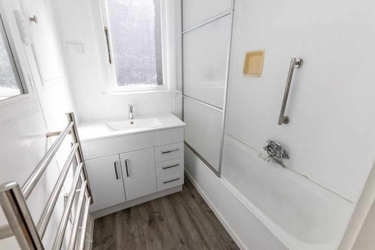 Photo of property in 28 Mcgeorge Avenue, Mornington, Dunedin, 9011
