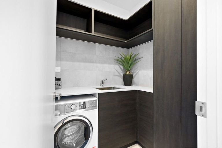 Photo of property in 5 Lancewood Lane, Queenstown, 9300