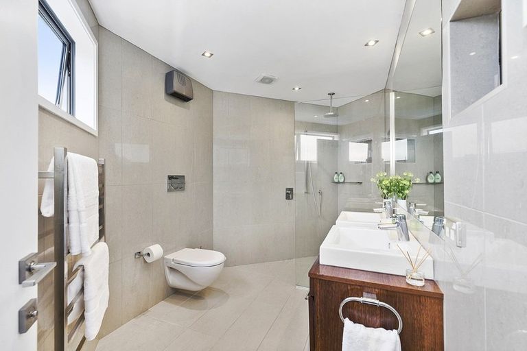 Photo of property in 3a Hector Street, Seatoun, Wellington, 6022