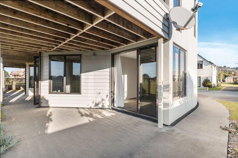 Photo of property in 102b Hinemoa Street, Whangamata, 3620