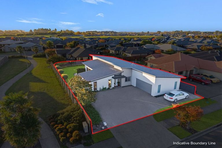 Photo of property in 27 Sovereign Boulevard, Kaiapoi, 7630