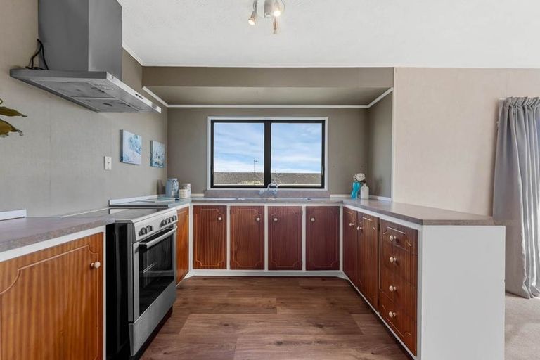 Photo of property in 33 Greenstone Place, Clover Park, Auckland, 2019