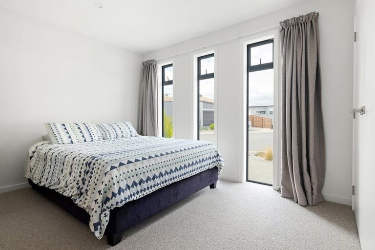 Photo of property in 23 Hill Tops Way, Stoke, Nelson, 7011