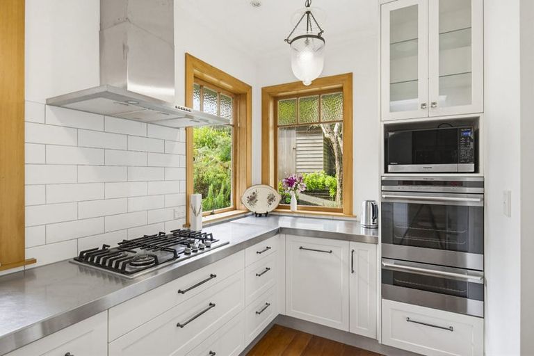 Photo of property in 7 Tangahoe Street, Paekakariki, 5034