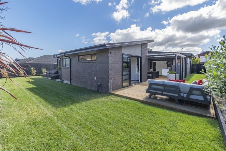 Photo of property in 300 Harbourside Drive, Karaka, Papakura, 2113