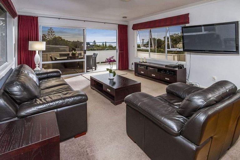 Photo of property in 340 Beach Road, Mairangi Bay, Auckland, 0630
