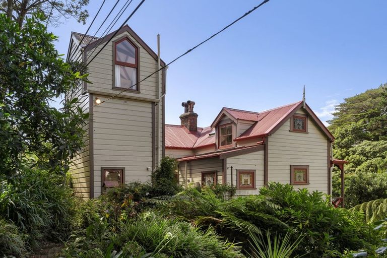 Photo of property in 10 Ascot Street, Thorndon, Wellington, 6011