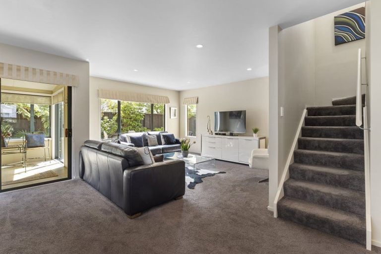 Photo of property in 77 Canon Street, St Albans, Christchurch, 8014