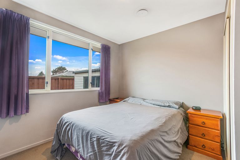 Photo of property in 44 Shands Road, Hornby, Christchurch, 8042