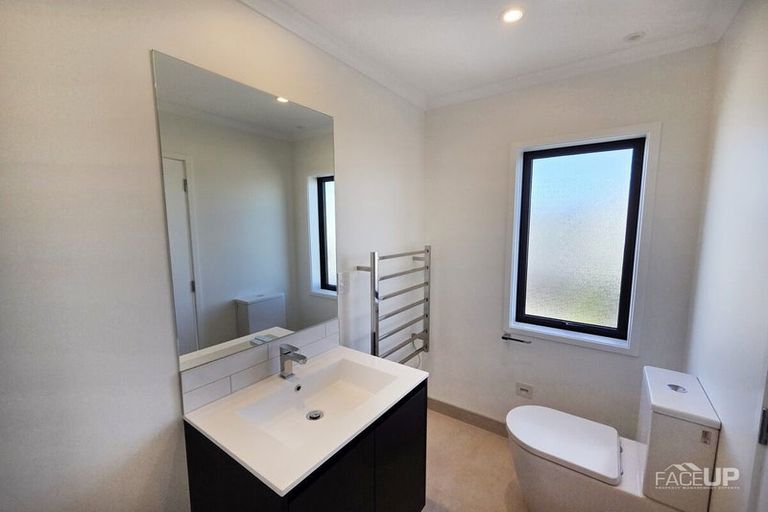 Photo of property in 3 Oranga Drive, Westgate, Auckland, 0614