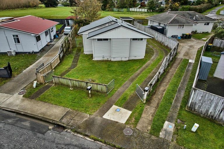 Photo of property in 6 Orewa Grove, Wainuiomata, Lower Hutt, 5014