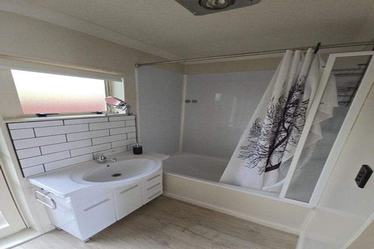 Photo of property in 2171 River Road, Horsham Downs, Hamilton, 3281