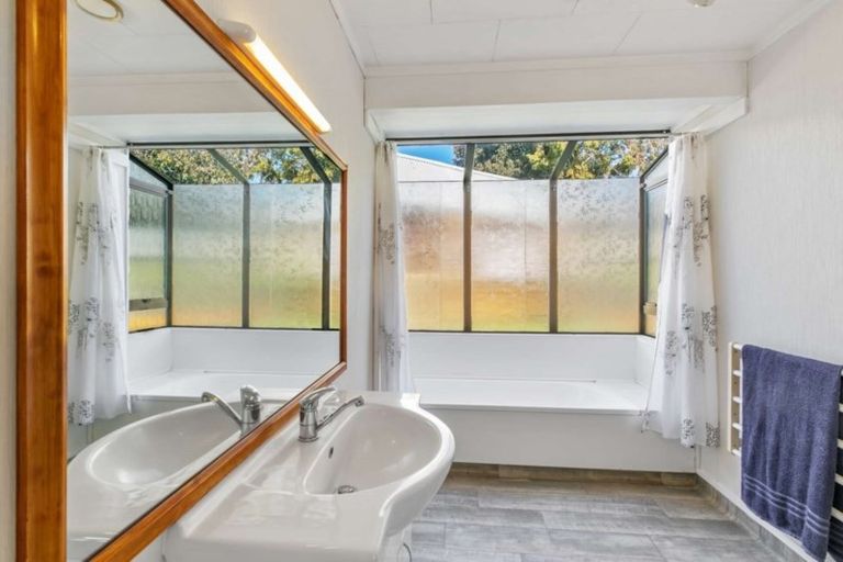 Photo of property in 4 Milsom Place, Te Puke, 3119