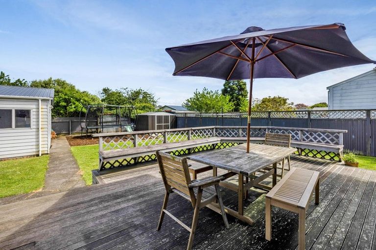 Photo of property in 3 Morrissey Street, Hawera, 4610