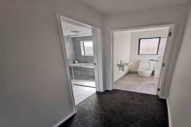 Photo of property in 7 Kaimai Avenue, Massey, Auckland, 0614