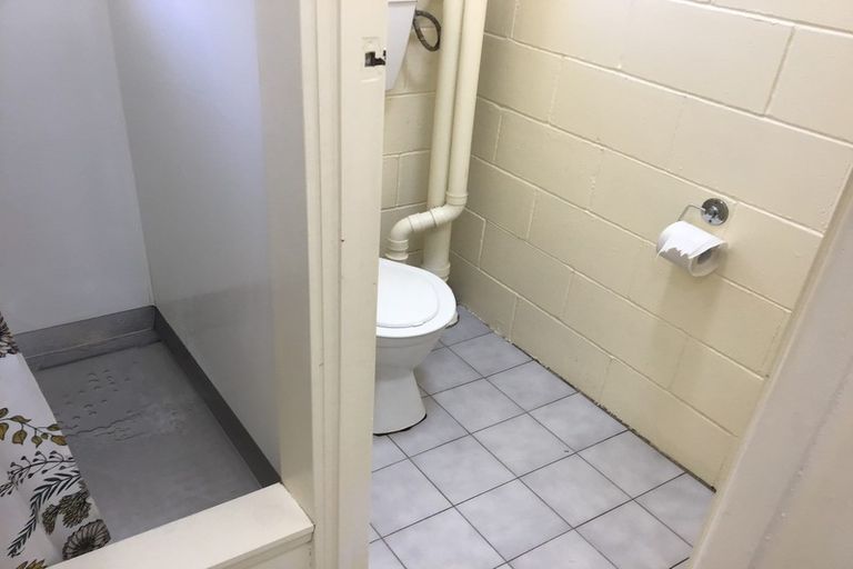 Photo of property in 2 Gorrie Road, Regent, Whangarei, 0112