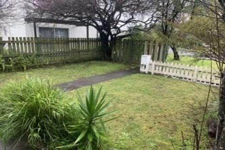 Photo of property in 12 Attlee Place, Gisborne, 4010