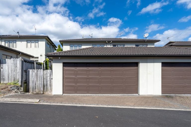Photo of property in 131 Baverstock Road, Flat Bush, Auckland, 2016