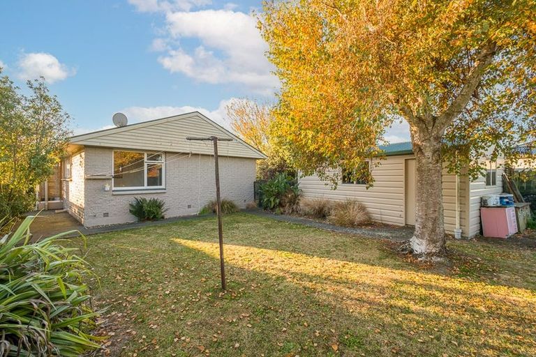 Photo of property in 35 Landy Street, Dallington, Christchurch, 8061