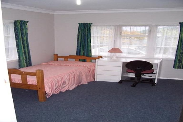 Photo of property in 24 Graham Street, Levin, 5510