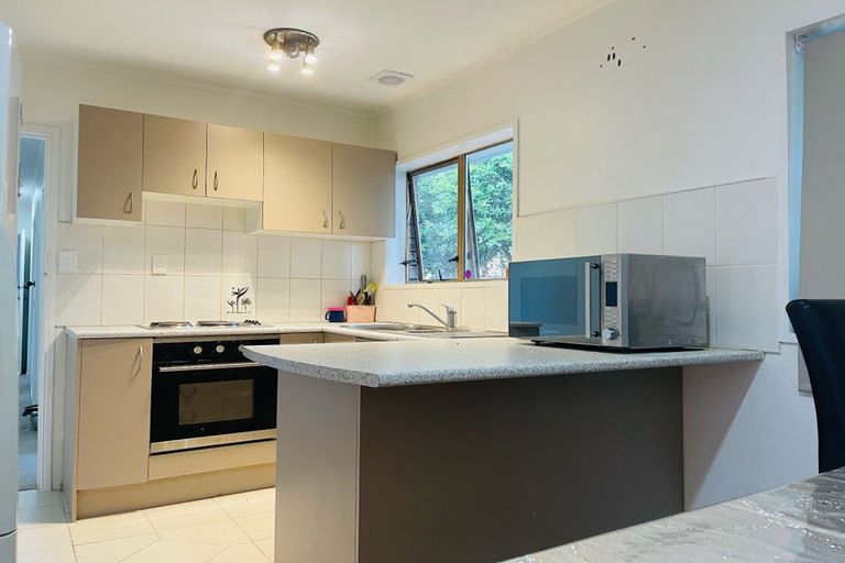 Photo of property in 2/15 Hayward Road, Papatoetoe, Auckland, 2025