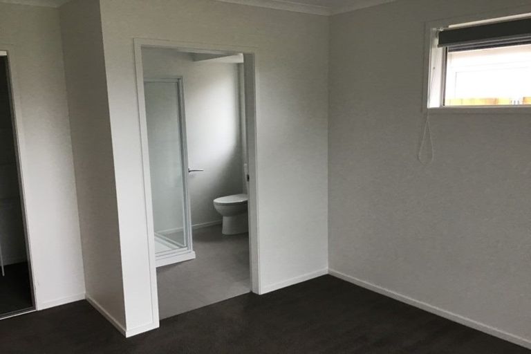 Photo of property in 8 Naeo Close, Papamoa Beach, Papamoa, 3118