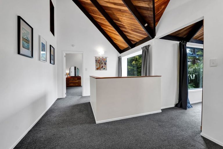 Photo of property in 10 Hood Place, Spotswood, New Plymouth, 4310