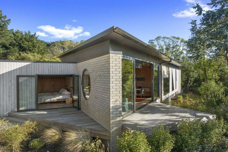 Photo of property in 109b Cliffs Road, Saint Clair, Dunedin, 9012