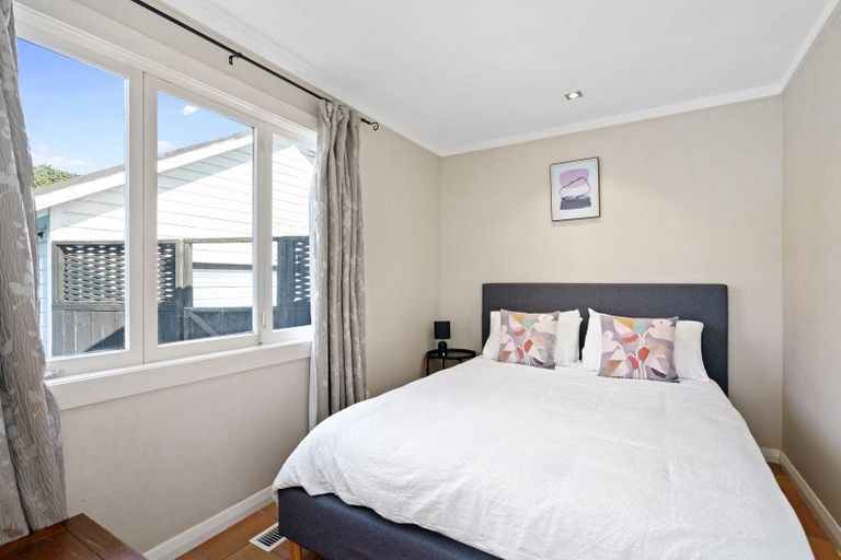 Photo of property in 41 Queen Street, Cambridge, 3434