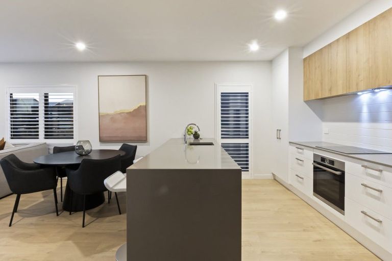 Photo of property in 29 Mulholland Drive, Jacks Point, 9371