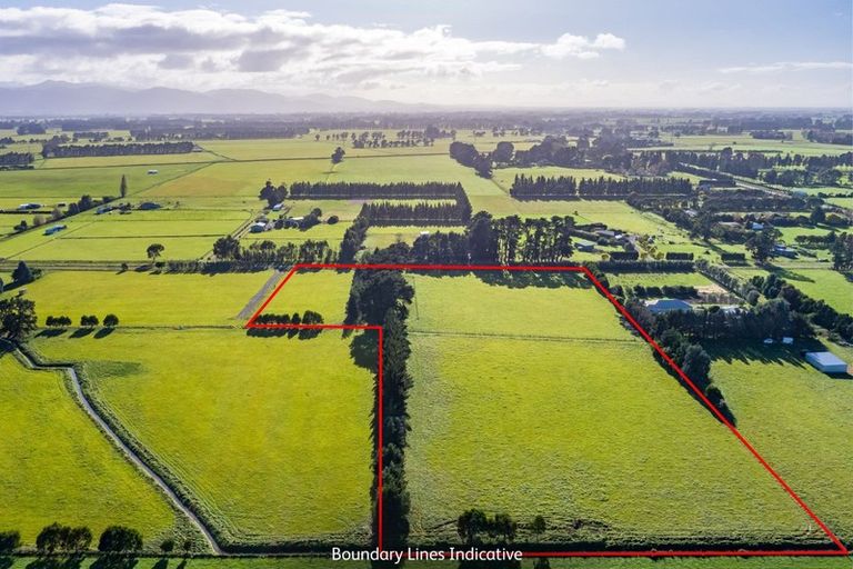 Photo of property in 23 Settlement Road, Morison Bush, Greytown, 5794