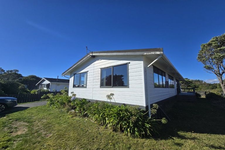 Photo of property in 166 Orangi Kaupapa Road, Northland, Wellington, 6012