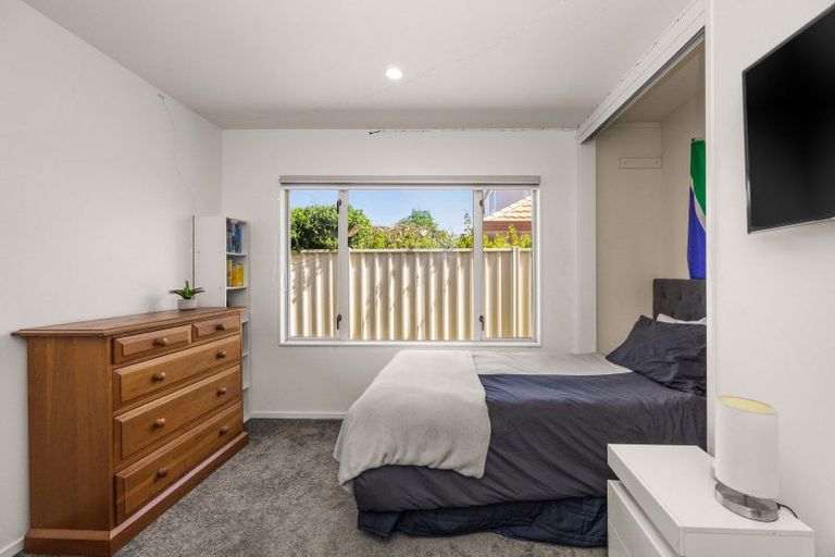 Photo of property in 21 Pukekura Place, Taradale, Napier, 4112