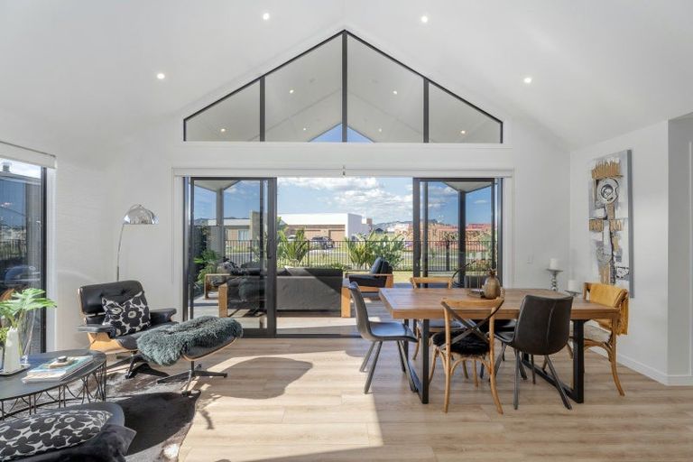 Photo of property in 9 Awatea Drive, Whitianga, 3510