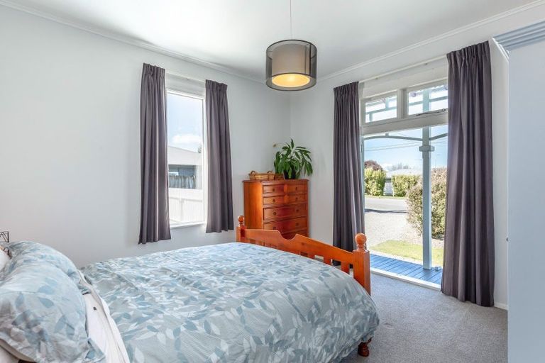 Photo of property in 31 Johnston Street, Featherston, 5710