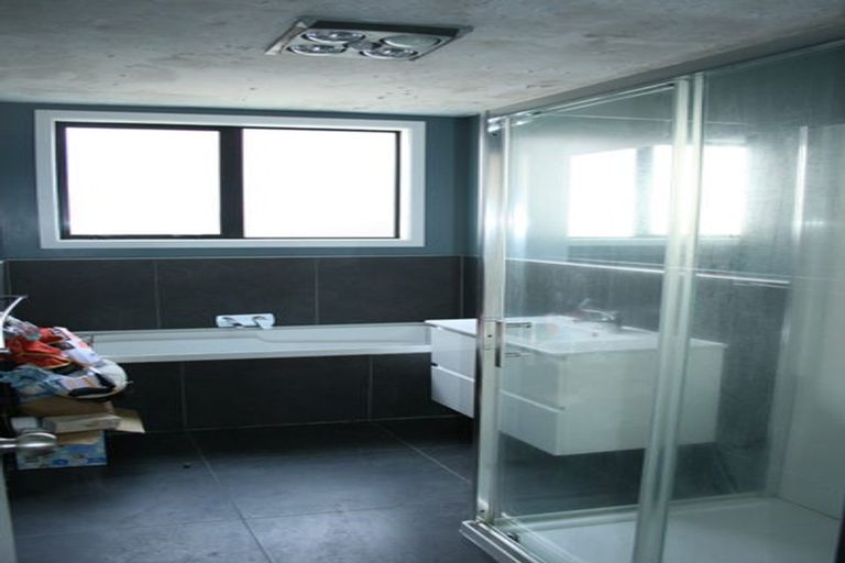 Photo of property in 24b Walsh Road, Westown, New Plymouth, 4310