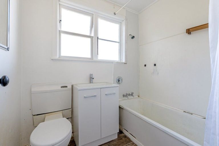 Photo of property in 2 Abbott Street, Te Hapara, Gisborne, 4010