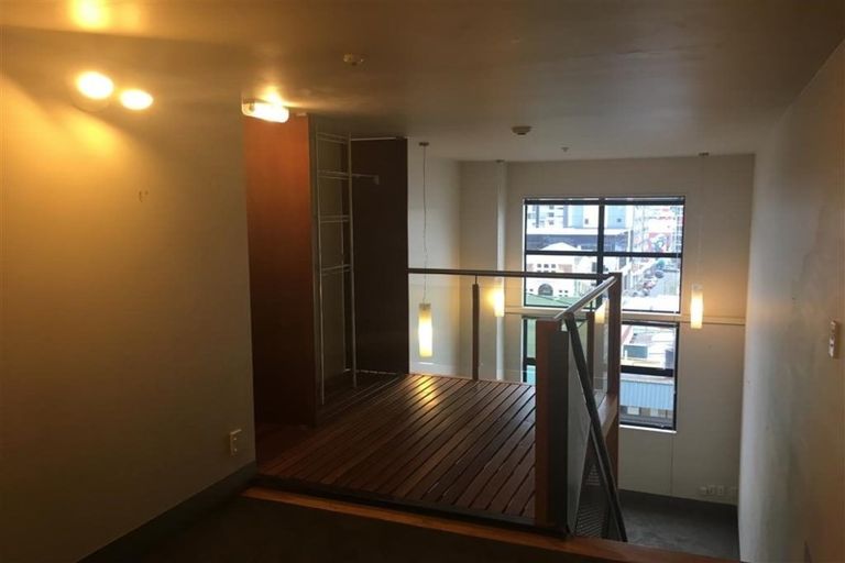 Photo of property in Urbane Apartments, 52/29 Webb Street, Mount Cook, Wellington, 6011